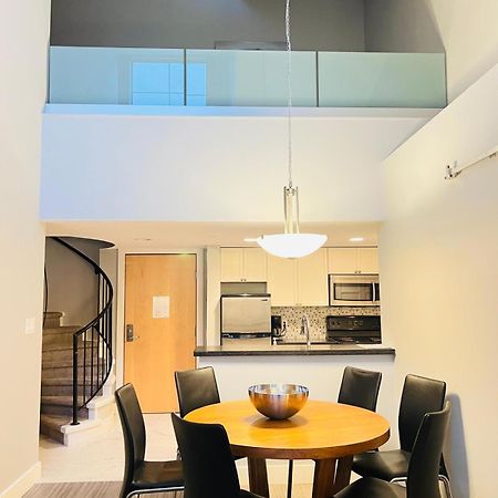 Tyndalstone Lodge 3 Bedroom In The Heart Of Village North Уистлер Экстерьер фото